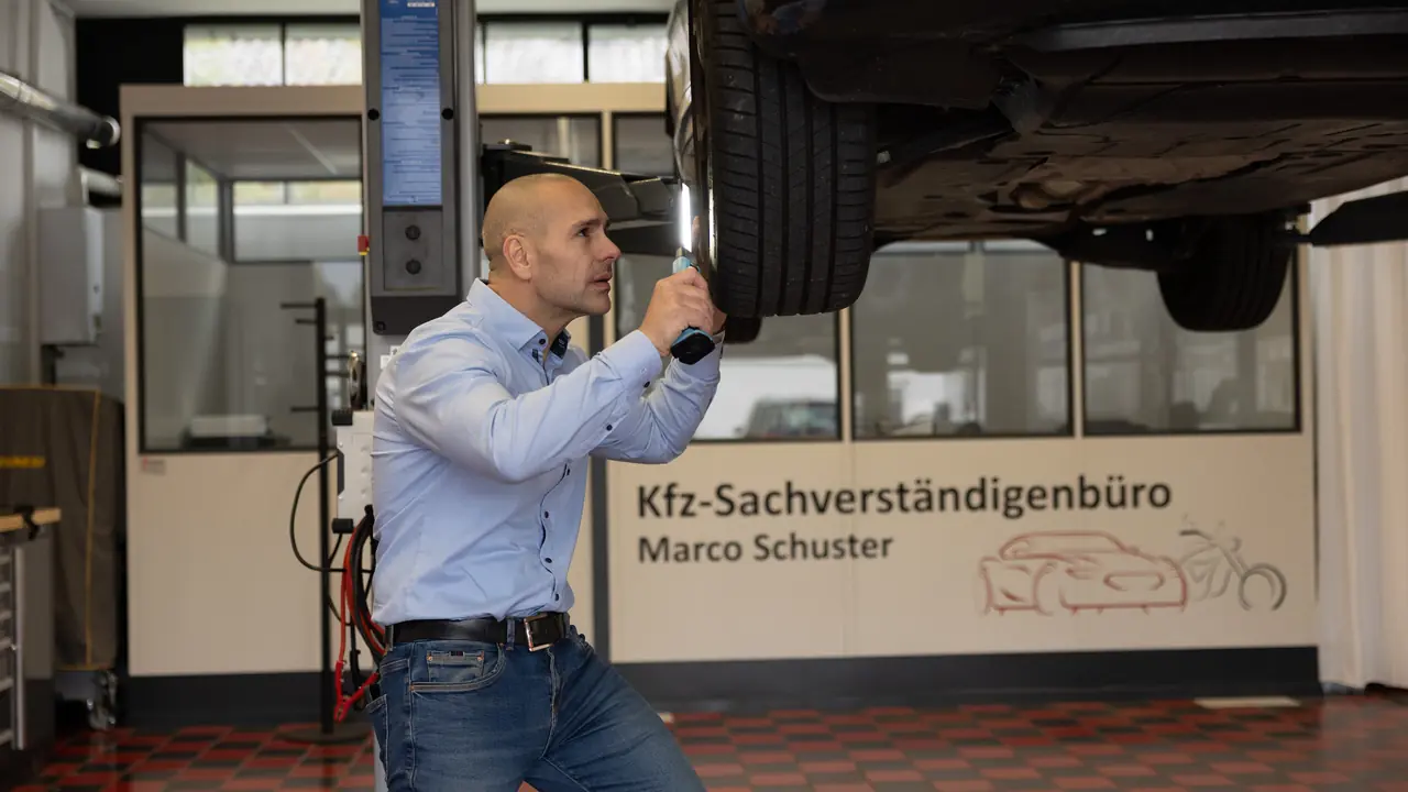 KFZ Gutachten Teuschnitz